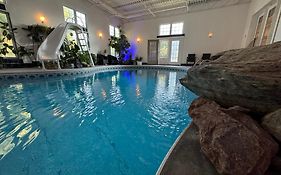 Holden Villa Retreat